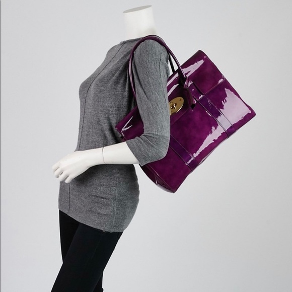 Mulberry Bayswater in Patent Purple Leather - Picture 2 of 7